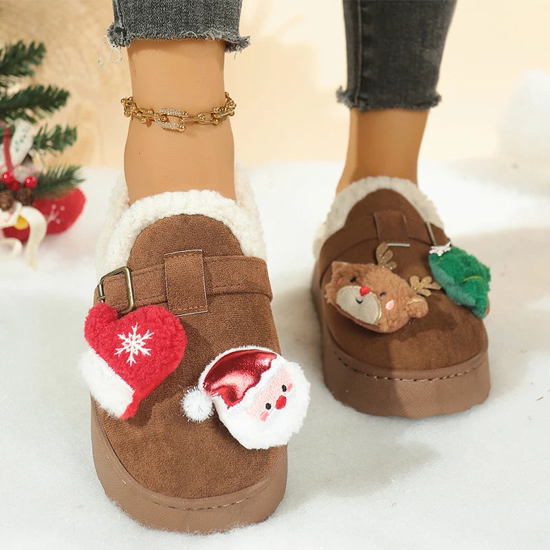 Pantoufles Noël motifs relief